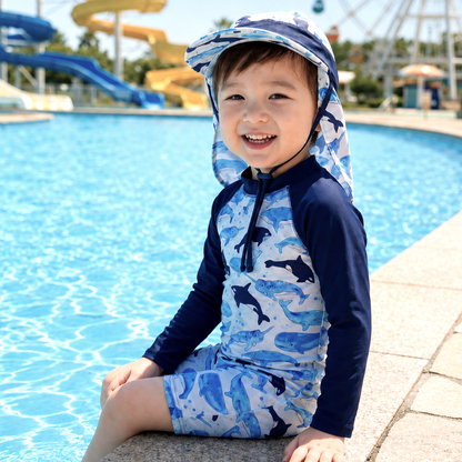 日よけ帽子付き男の子水着