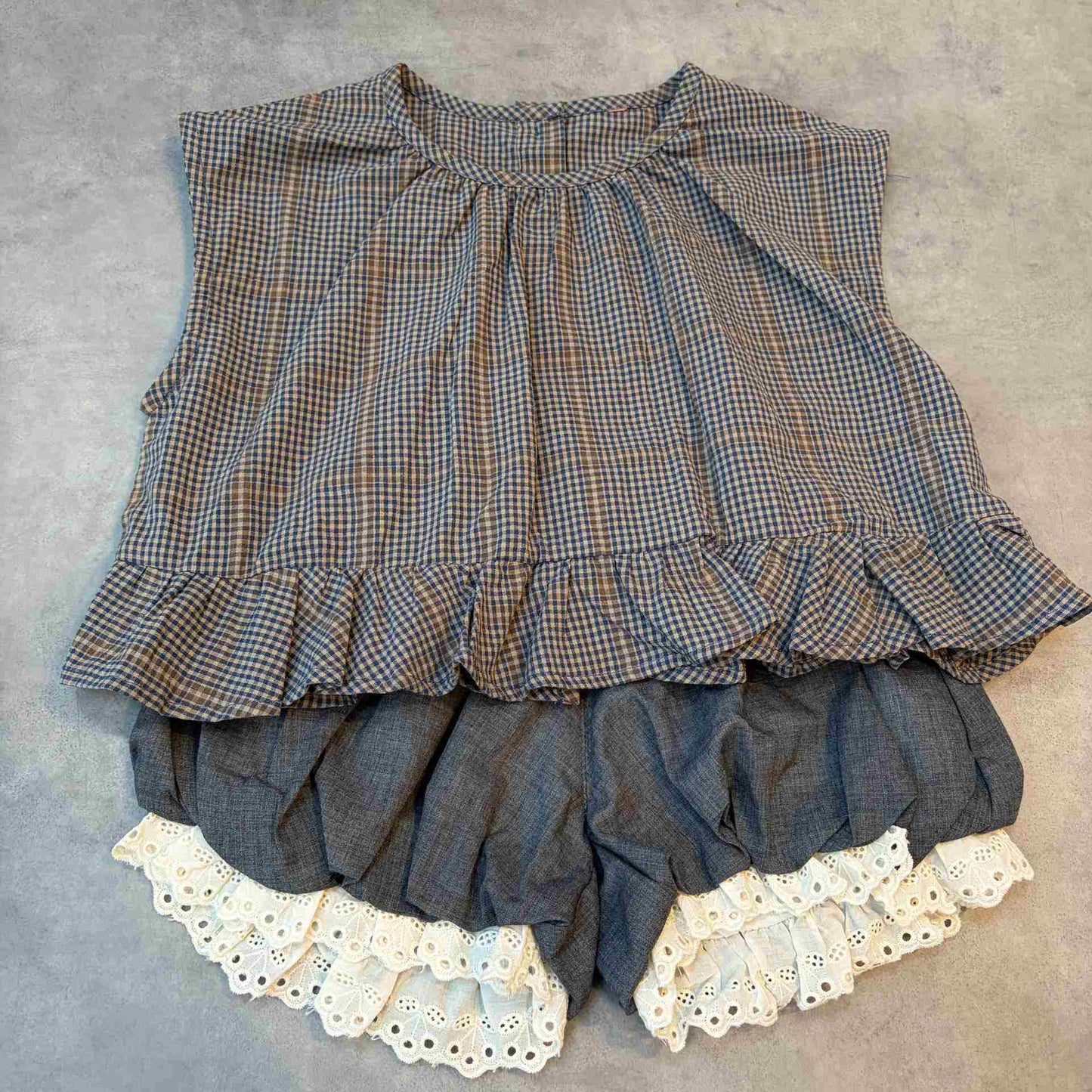 キッズチェック裾フリルシャツ
