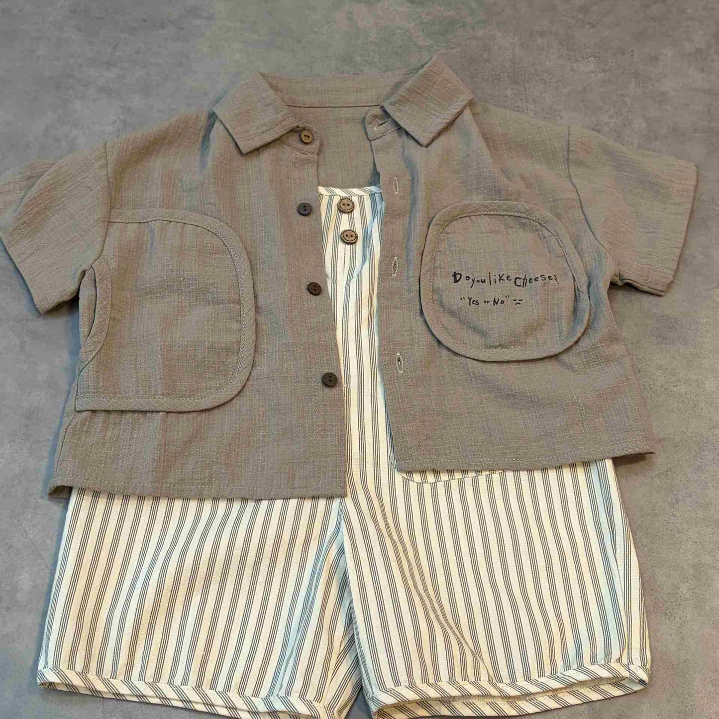 キッズメッセージロゴポケットシャツ